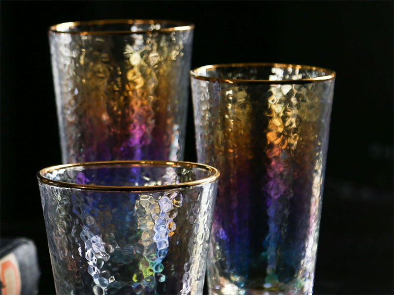 閃閃發亮的玻璃杯是如何清洗的？
